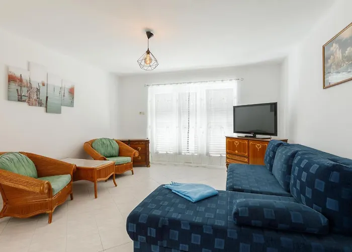 Violetta 3 By Interhome *